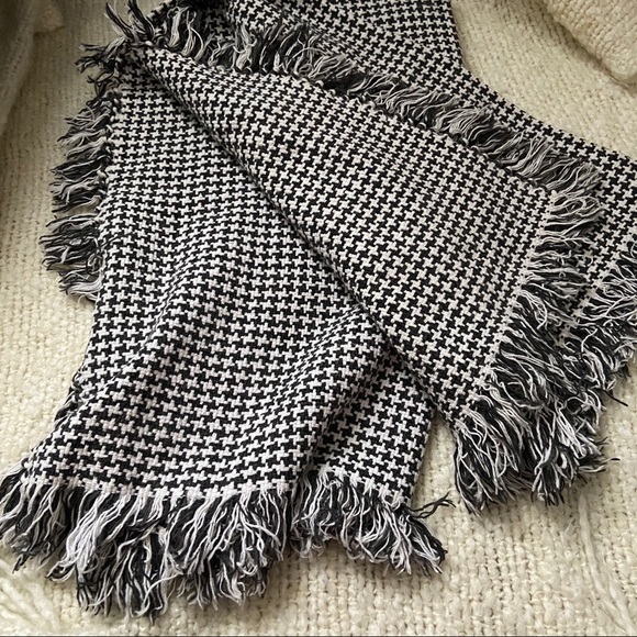 Bedding Houndstooth Throw Blanket Poshmark